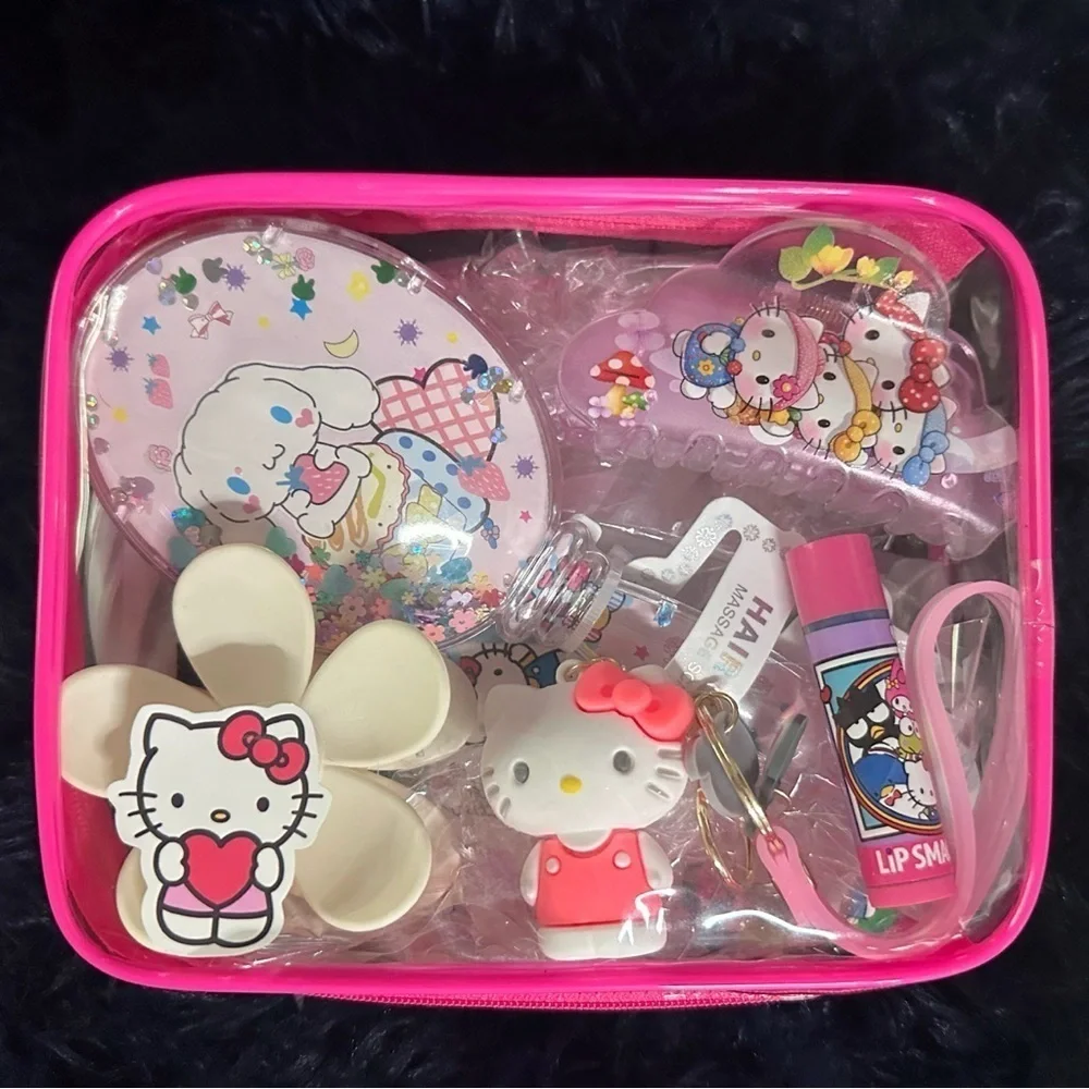 Hello Kitty and Friends Gift Set Bundle